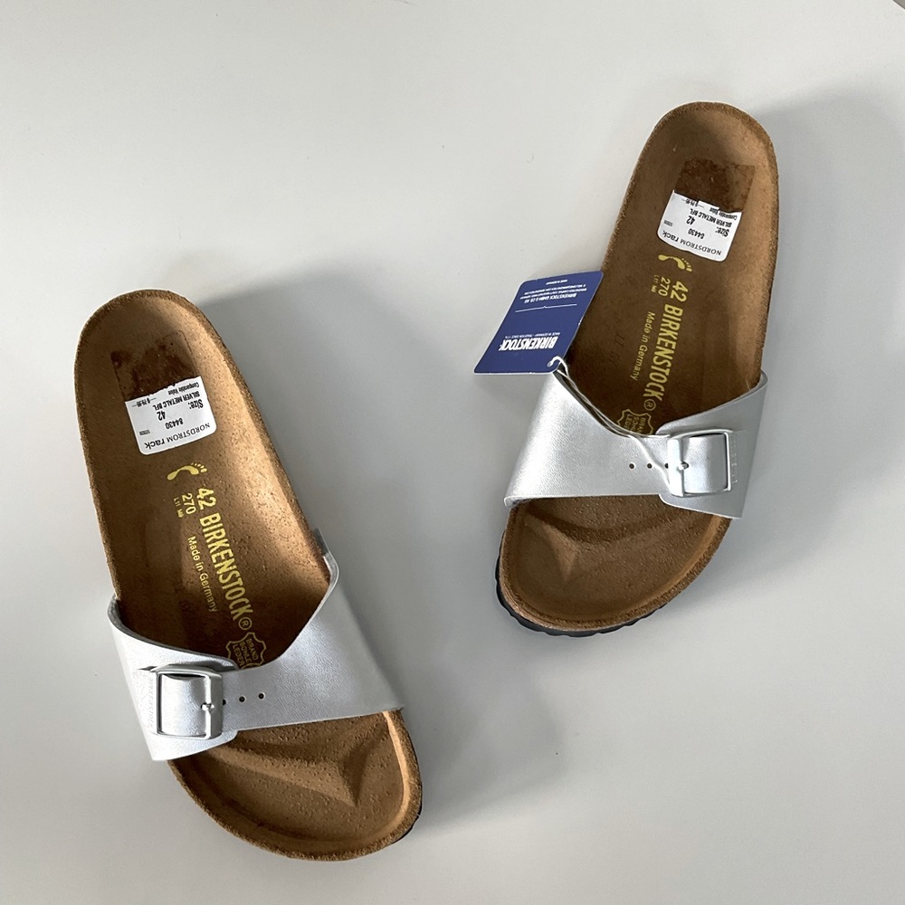 Birkenstock silver sandals